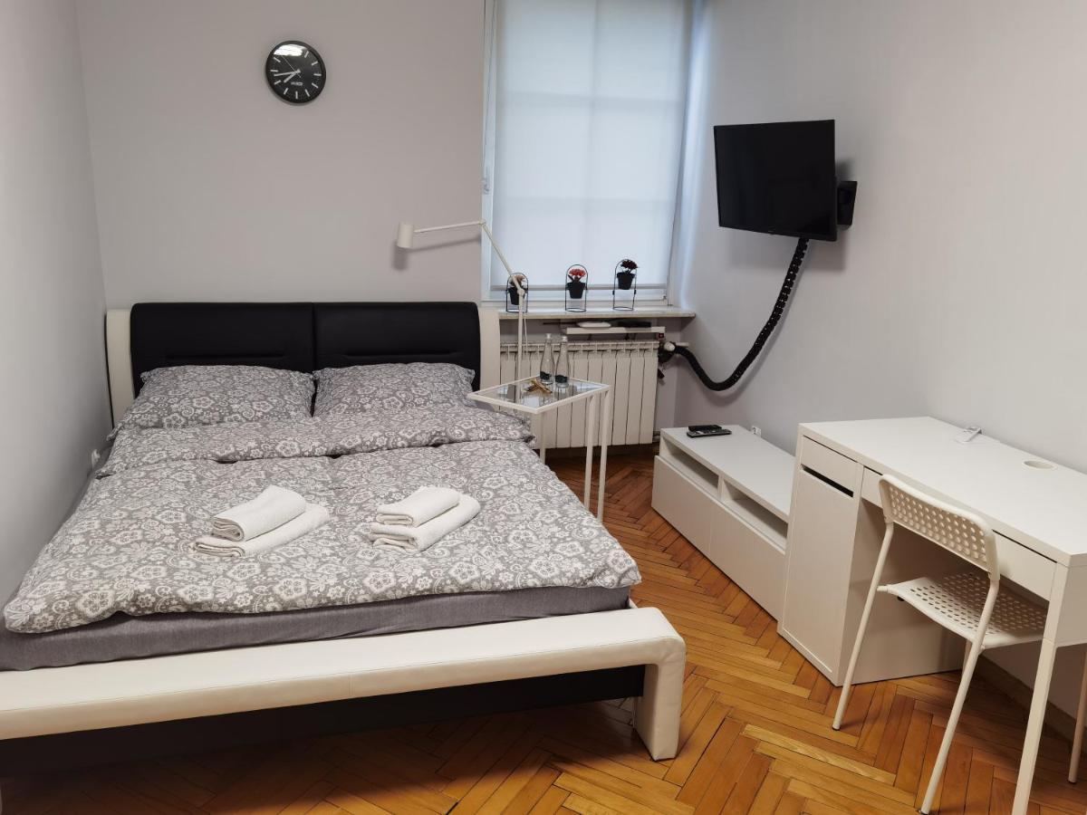 Apartament Przy Rynku กลีวิตเซ ภายนอก รูปภาพ