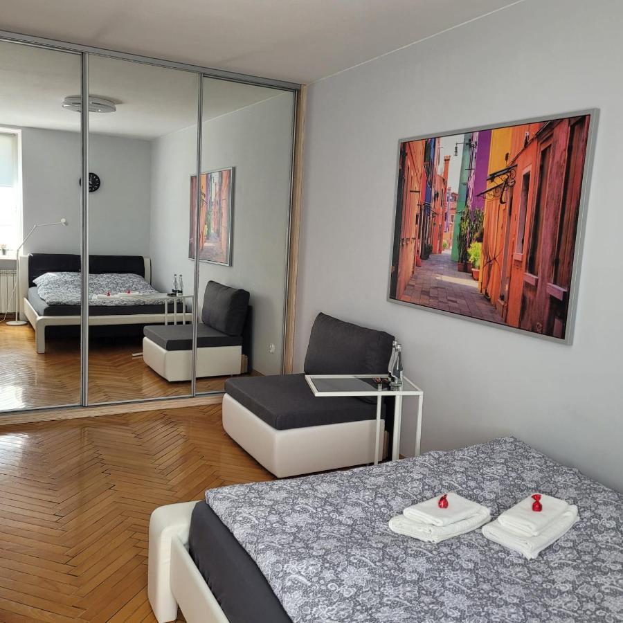 Apartament Przy Rynku กลีวิตเซ ภายนอก รูปภาพ